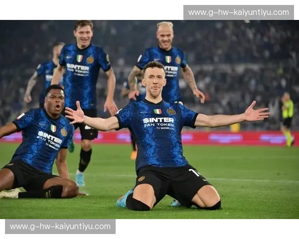 巅峰对决！罗马vs国际米兰全方位深度预测：永恒之城的红蓝博弈，谁能主宰意甲巅峰？